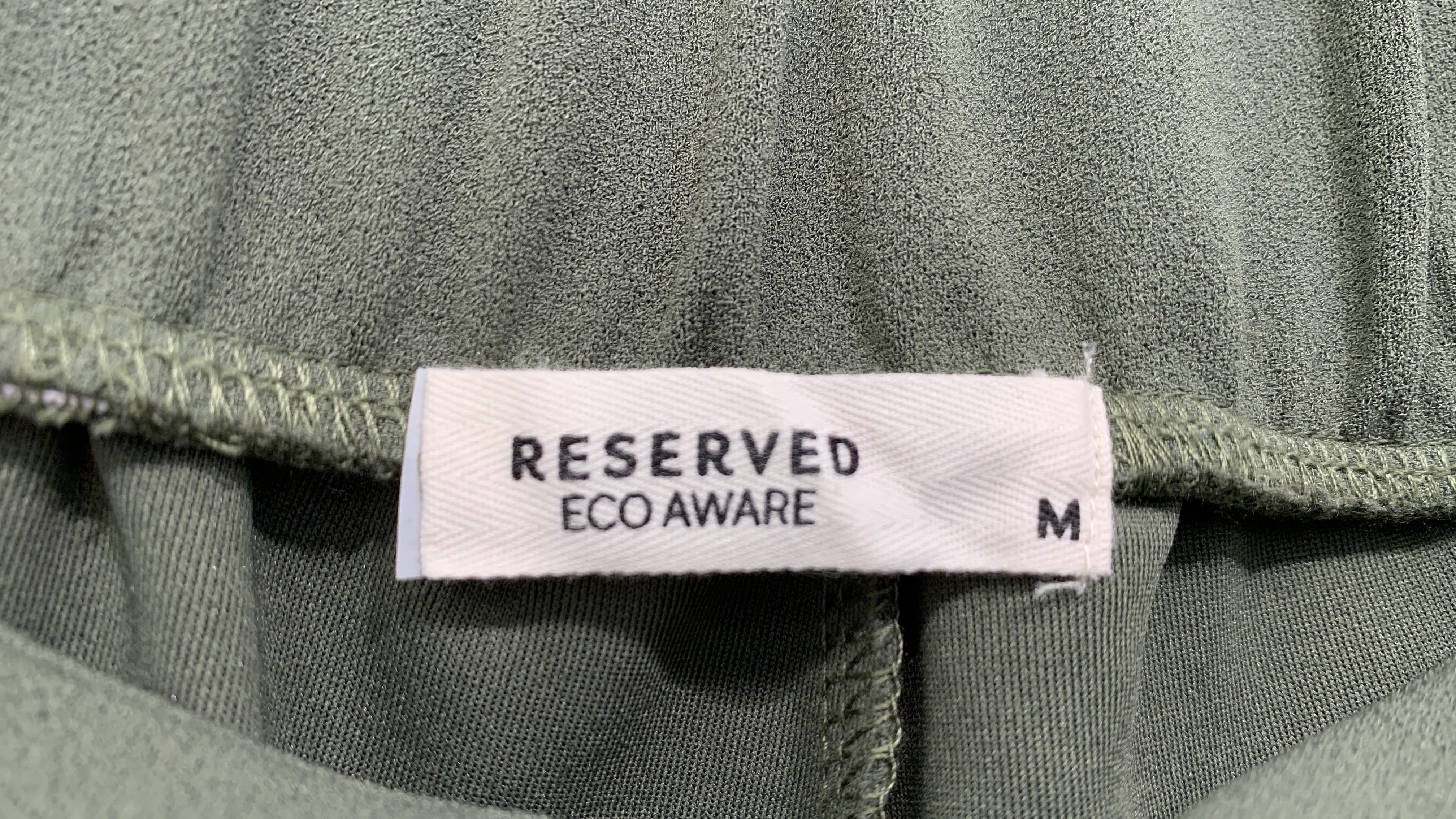 Reserved Bukser